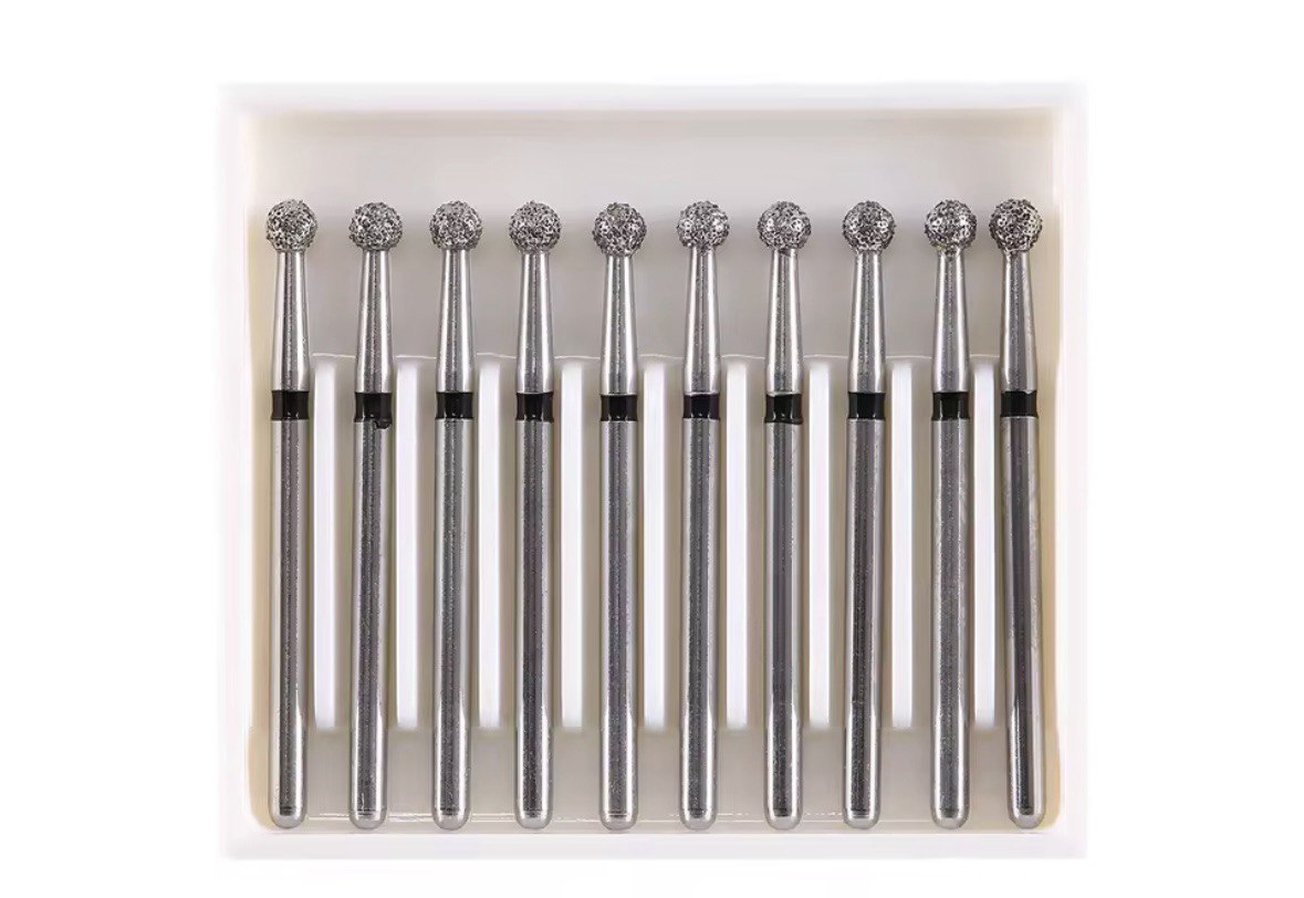 Diamond ball cutters